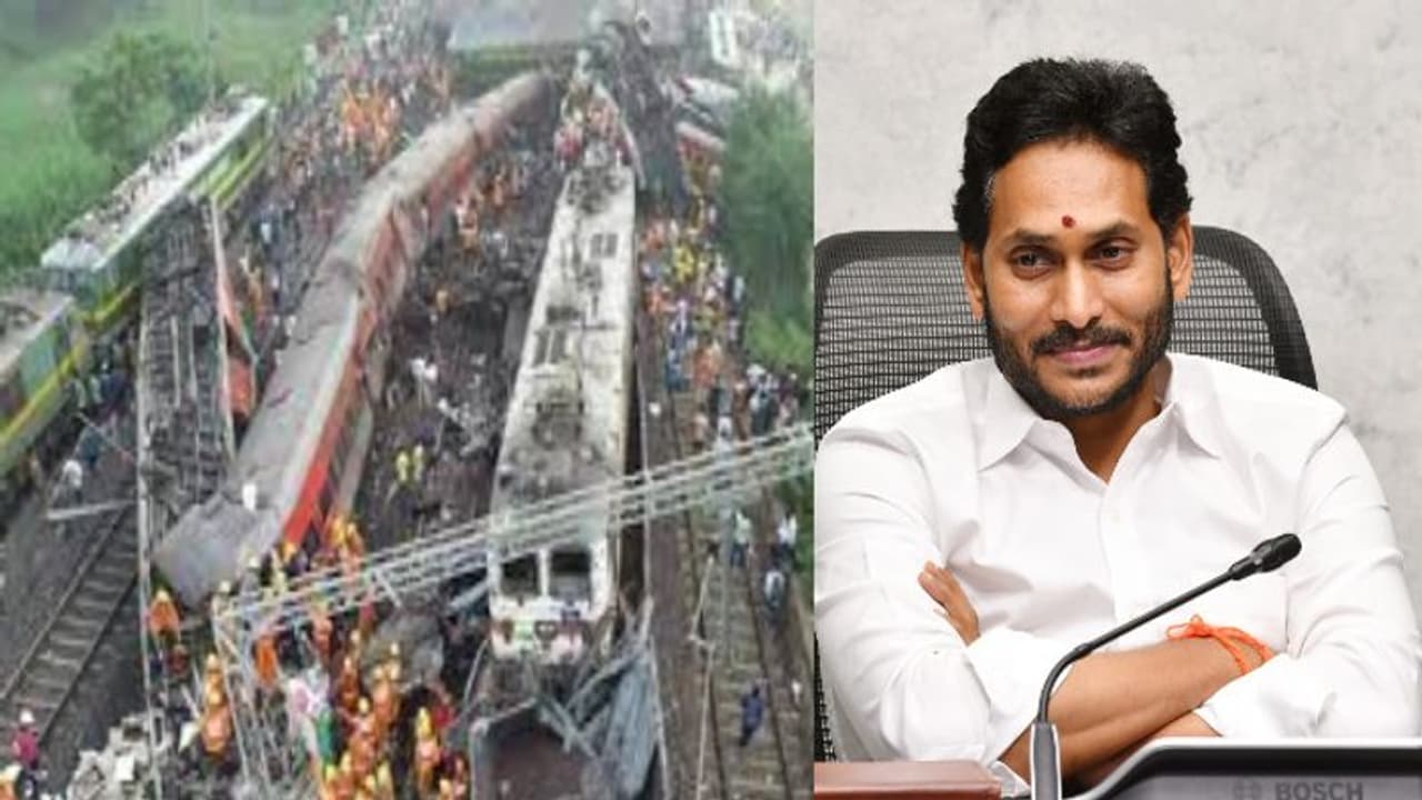 Odisha Train Accident: ఏపీ సీఎం జగన్ సమీక్ష.. ఘటన స్థలానికి మంత్రి అమర్నాథ్ నేతృత్వంలో బృందం..!! Odisha Train Accident: ఏపీ సీఎం జగన్ సమీక్ష.. ఘటన స్థలానికి మంత్రి అమర్నాథ్ నేతృత్వంలో బృందం..!!