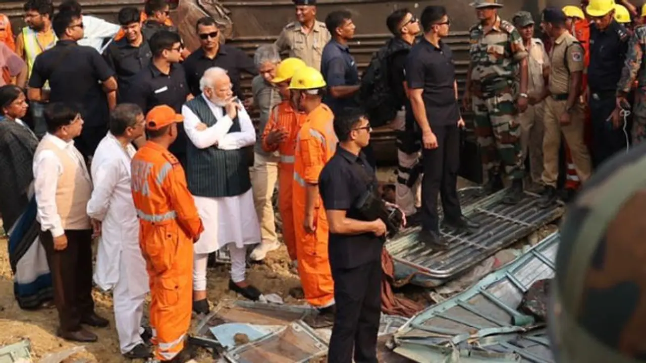 PM Modi visits Odisha train accident site, to meet injured passengers