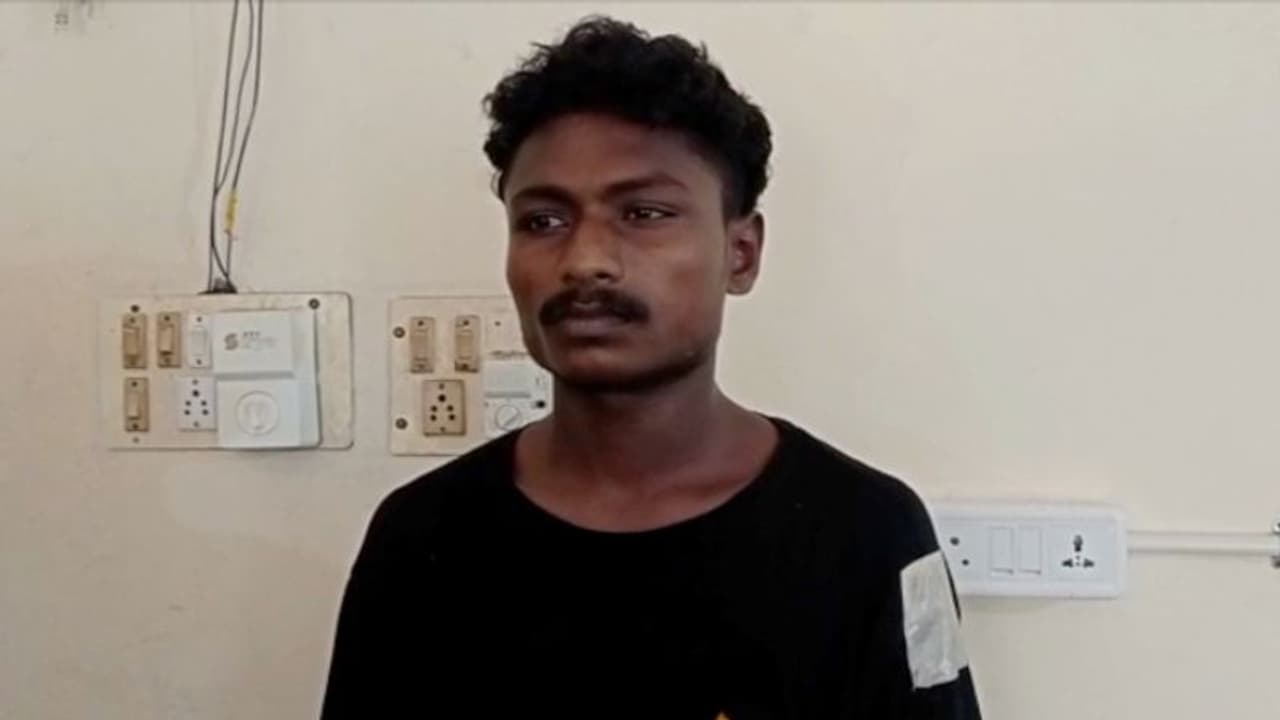 ഇൻസ്റ്റഗ്രാം പരിചയം, രാത്രി വീട്ടിലെത്തി, പിടികൂടി നാട്ടുകാർ; പത്താം ക്ലാസുകാരിയെ പീഡിപ്പിച്ച യുവാവ് പിടിയിൽ