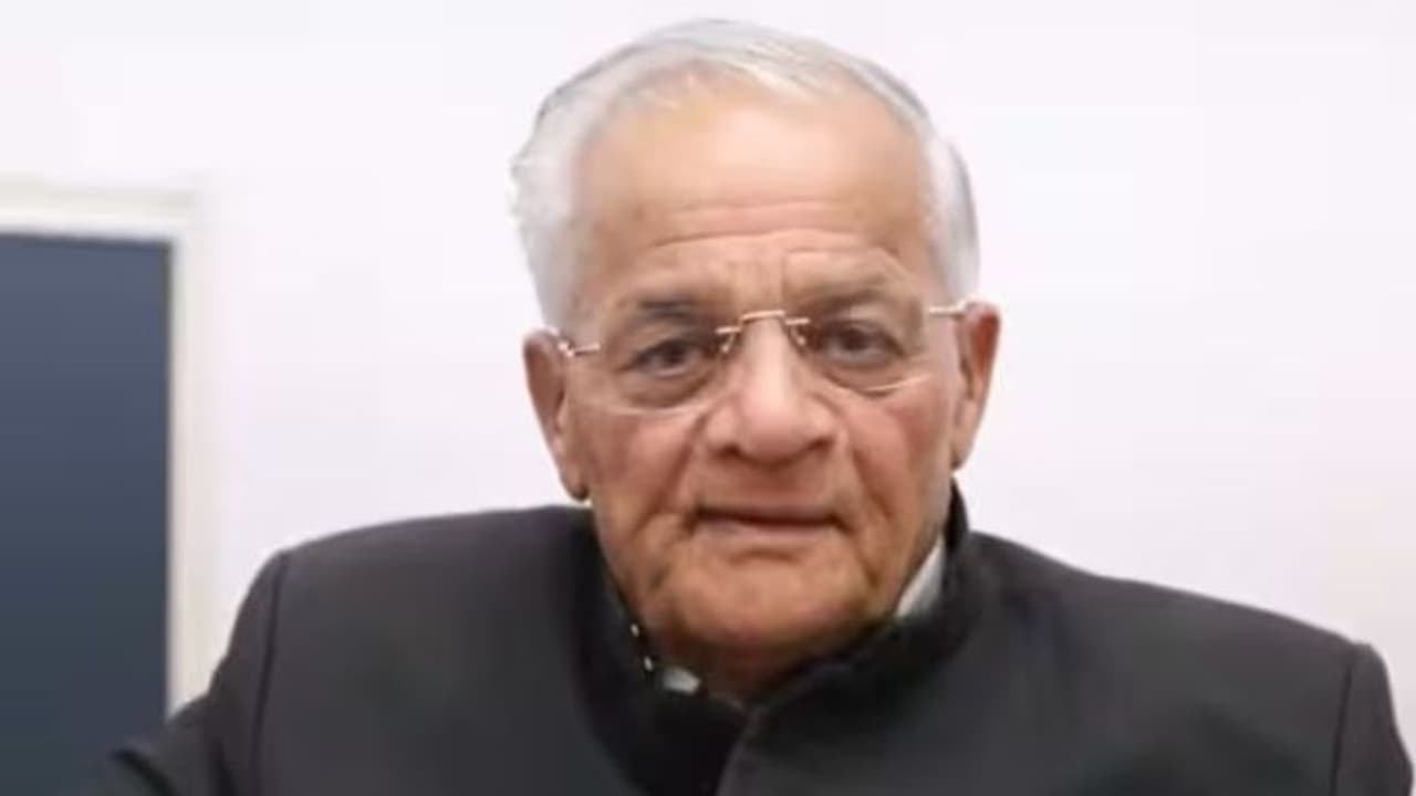 Ved Prakash: మాజీ మేజర్ వేద్ ప్రకాశ్ కన్నుమూత.. పలువురు కాంగ్రెస్ నాయకుల సంతాపం Ved Prakash: మాజీ మేజర్ వేద్ ప్రకాశ్ కన్నుమూత.. పలువురు కాంగ్రెస్ నాయకుల సంతాపం