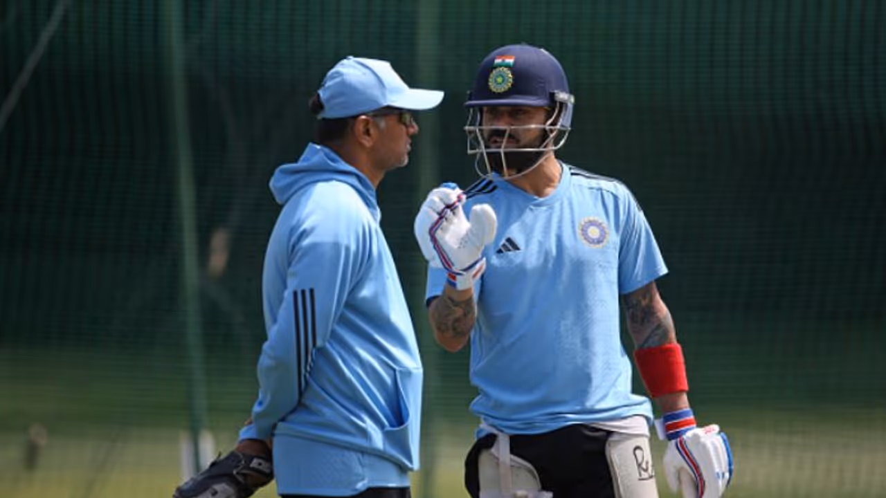 ഓവല് കോലിക്ക് അനുയോജ്യം, റണ് ഒഴുകും; ഓസീസിന് മുന്നറിയിപ്പ് ഓവല് കോലിക്ക് അനുയോജ്യം, റണ് ഒഴുകും; ഓസീസിന് മുന്നറിയിപ്പ്