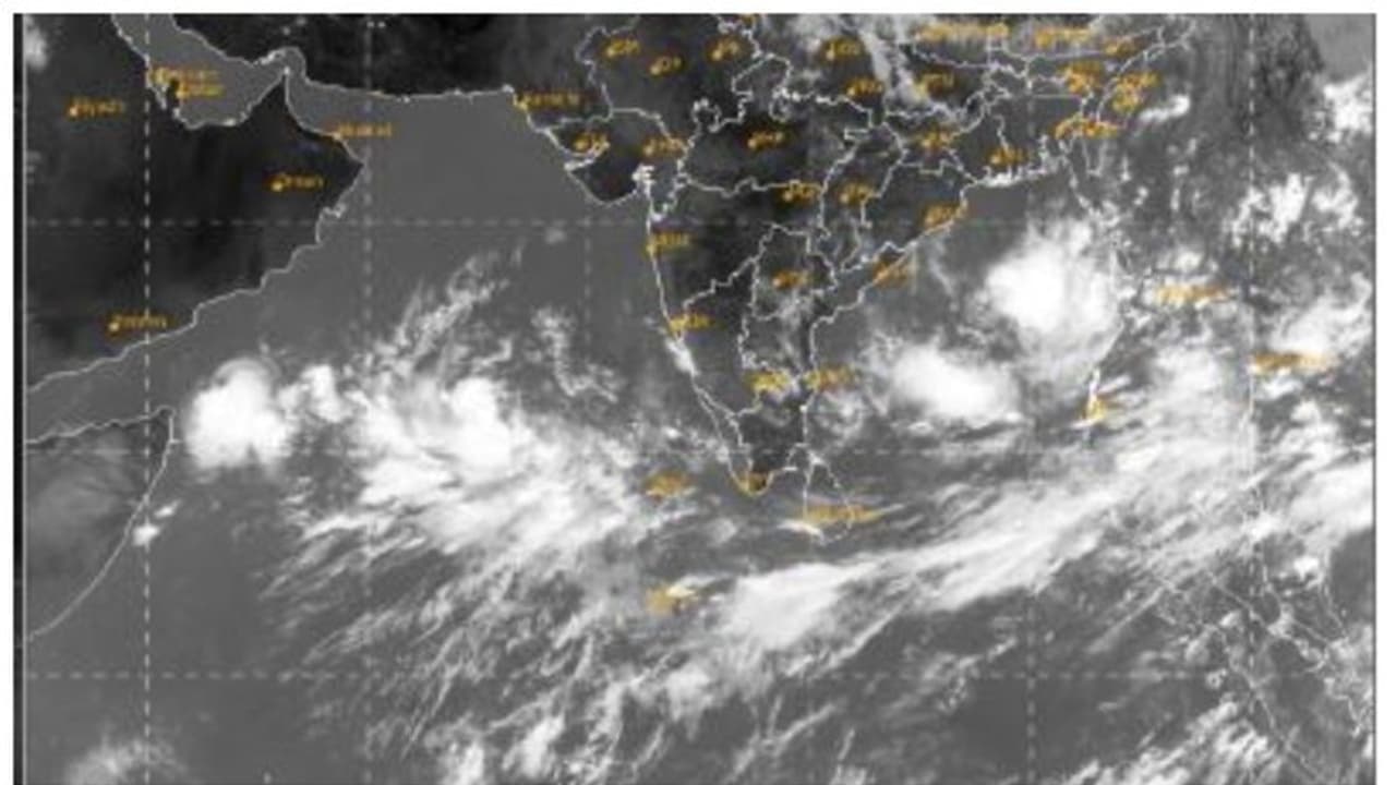 അറബിക്കടലിൽ ചക്രവാതച്ചുഴി രൂപപ്പെട്ടു; 24 മണിക്കൂറിനുള്ളിൽ ന്യൂനമർദ്ദമായി മാറും