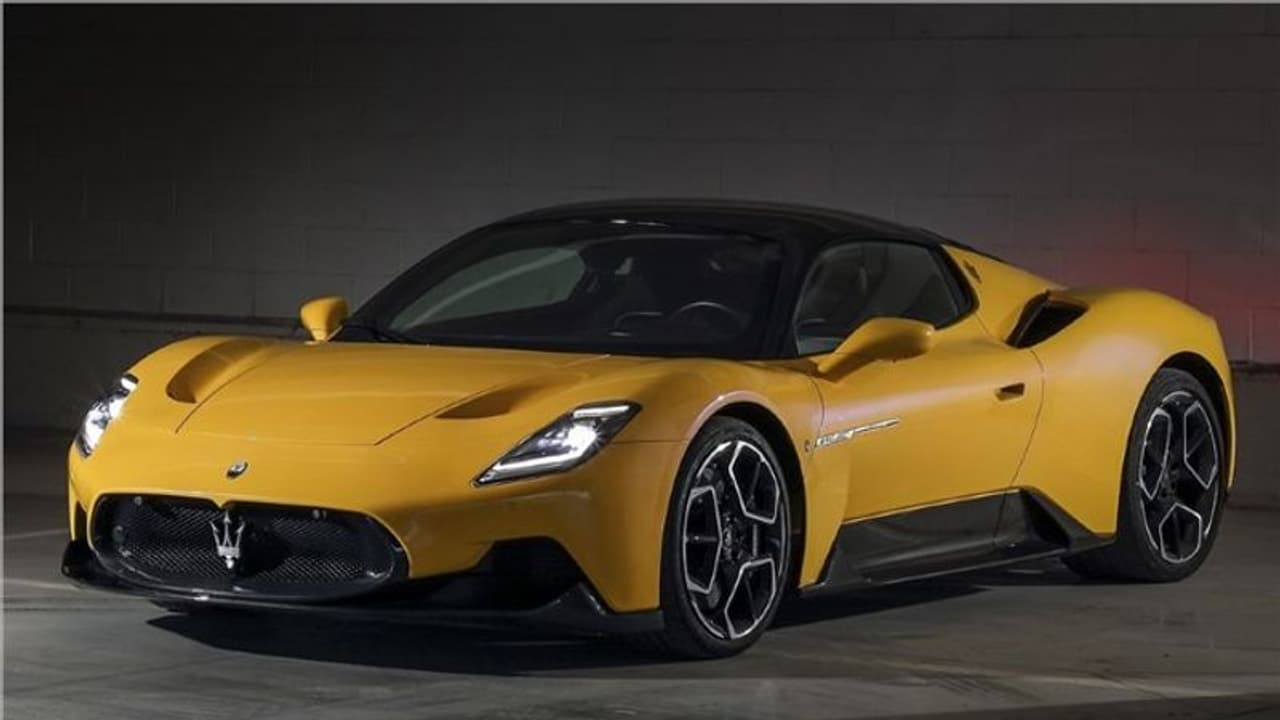 ഈ കാര്‍ ഇന്ത്യയില്‍ ആദ്യം, ഡെലിവറി തുടങ്ങി കമ്പനി, വില 3.69 കോടി മുതല്‍