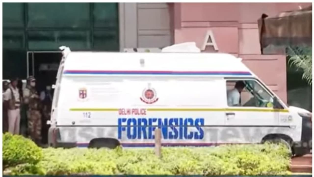 വിദേശകാര്യമന്ത്രാലയത്തിലെ ആസ്ഥാനത്ത് തീപിടുത്തം; കാരണം അജ്ഞാതം, ആളുകളെ ഒഴിപ്പിച്ചു