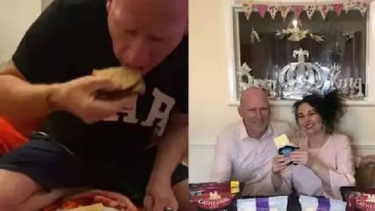 ചീസിന് അടിമയായി 54 കാരൻ; ഇതുവരെ ചീസിന് മാത്രമായി ചെലവഴിച്ചത് 55 ലക്ഷത്തിലധികം രൂപ ചീസിന് അടിമയായി 54 കാരൻ; ഇതുവരെ ചീസിന് മാത്രമായി ചെലവഴിച്ചത് 55 ലക്ഷത്തിലധികം രൂപ