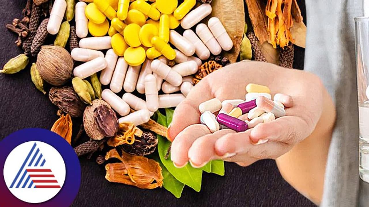 Ayurvedic Treatment : ಅತಿಯಾದರೆ ಆಯುರ್ವೇದ ಔಷಧವೂ ಮಾರಕ! Ayurvedic Treatment : ಅತಿಯಾದರೆ ಆಯುರ್ವೇದ ಔಷಧವೂ ಮಾರಕ!