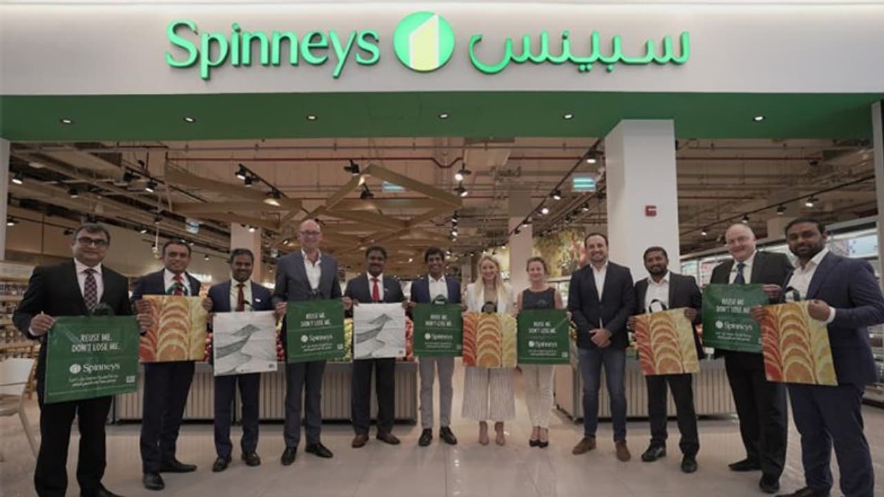 പ്രകൃതിയെ നോവിക്കാത്ത പാക്കേജിങ്; സ്പിന്നീസ് സൂപ്പര്മാര്ക്കറ്റിനോട് സഹകരിച്ച് ഹോട്ട്പാക് പ്രകൃതിയെ നോവിക്കാത്ത പാക്കേജിങ്; സ്പിന്നീസ് സൂപ്പര്മാര്ക്കറ്റിനോട് സഹകരിച്ച് ഹോട്ട്പാക്