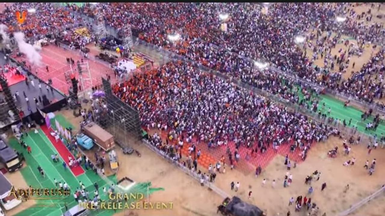 వర్షం పడుతున్నా లెక్క చేయని అభిమానం... ఆదిపురుష్ ప్రీ రిలీజ్ ఈవెంట్ కి లక్షల్లో పోటెత్తిన ప్రభాస్ ఫ్యాన్స్! వర్షం పడుతున్నా లెక్క చేయని అభిమానం... ఆదిపురుష్ ప్రీ రిలీజ్ ఈవెంట్ కి లక్షల్లో పోటెత్తిన ప్రభాస్ ఫ్యాన్స్!