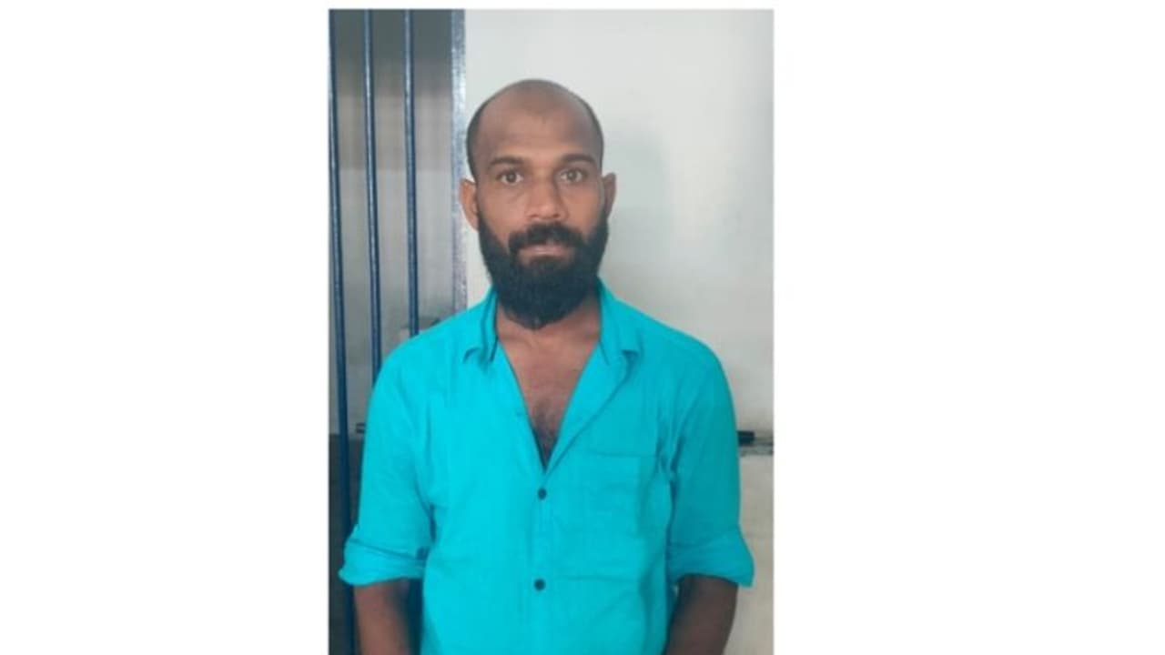 പാലക്കാട് ആശുപത്രിയിൽ ഡോക്ടർക്കും ജീവനക്കാർക്കും മർദ്ദനം; യുവാവ് അറസ്റ്റിൽ