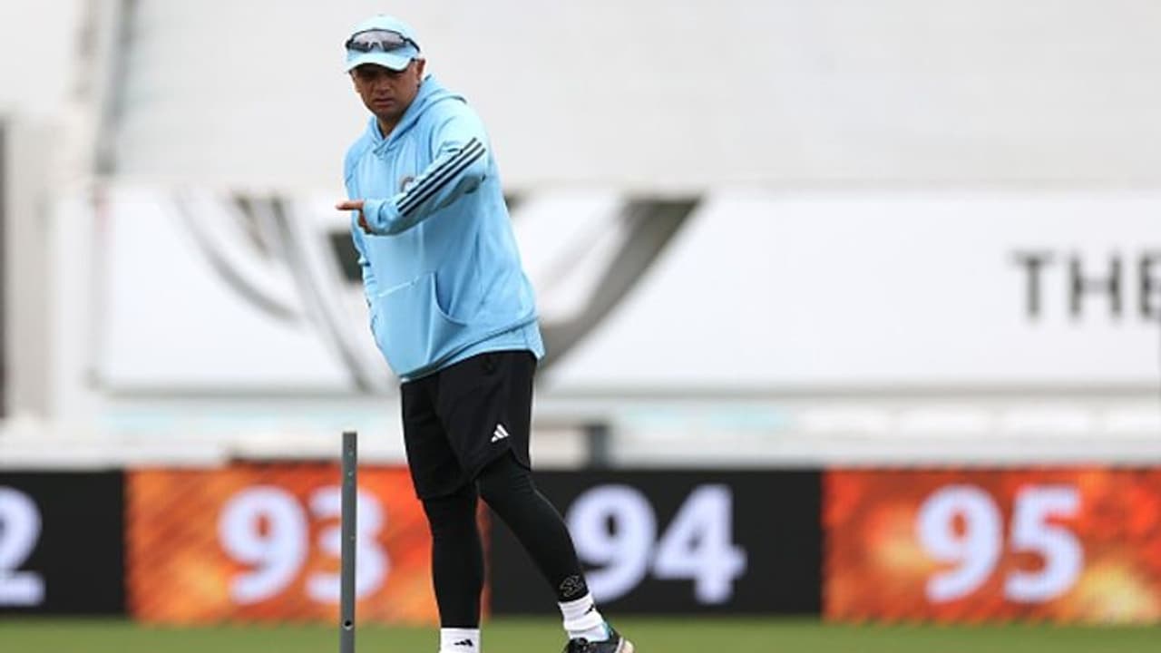 WTC Final, IND vs AUS: The Oval pitch will be bouncy, assures curator Lee Fortis to R Ashwin WATCH WTC Final, IND vs AUS: The Oval pitch will be bouncy, assures curator Lee Fortis to R Ashwin WATCH