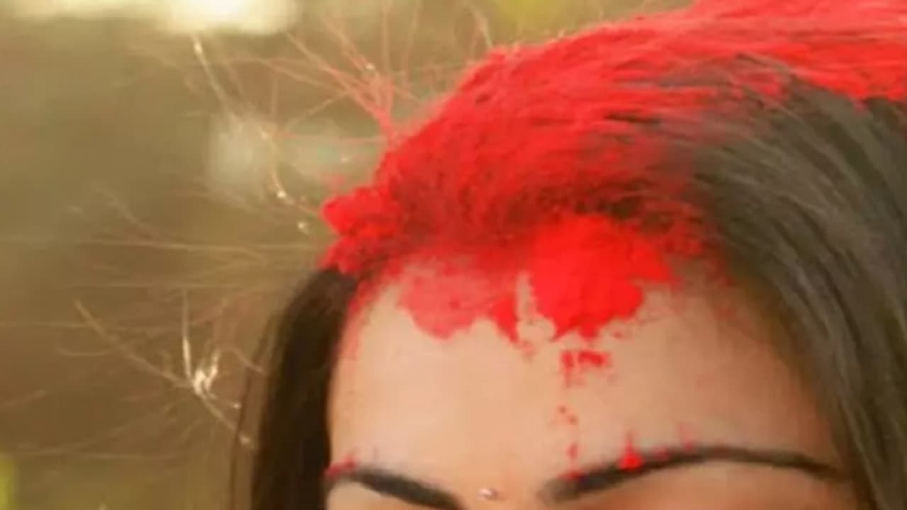 firstly lover put vermilion then strangulated girlfriend to death firstly lover put vermilion then strangulated girlfriend to death