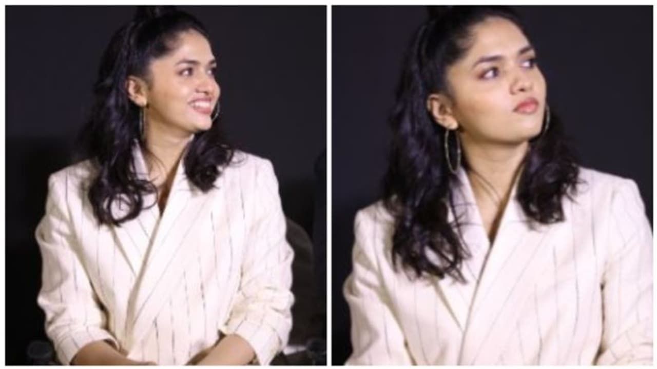 ரஜினி படத்தை பார்த்த பின்புதான் நடிகையாக ஆசைப் பட்டேன்..! 'ரெஜினா பட விழாவில் சுனைனா பகிர்ந்த ரகசியம்! ரஜினி படத்தை பார்த்த பின்புதான் நடிகையாக ஆசைப் பட்டேன்..! 'ரெஜினா பட விழாவில் சுனைனா பகிர்ந்த ரகசியம்!