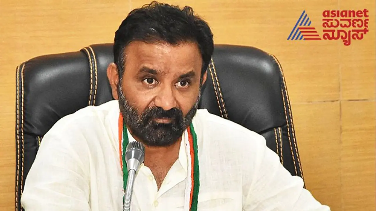 ಲೋಕಸಭಾ ಚುನಾವಣೆ: ಧಾರವಾಡ ಹಿಂದು ಮತಗಳನ್ನು ಸೆಳೆಯಲು ಕಾಂಗ್ರೆಸ್ ಮಾಸ್ಟರ್ ಪ್ಲಾನ್! ಲೋಕಸಭಾ ಚುನಾವಣೆ: ಧಾರವಾಡ ಹಿಂದು ಮತಗಳನ್ನು ಸೆಳೆಯಲು ಕಾಂಗ್ರೆಸ್ ಮಾಸ್ಟರ್ ಪ್ಲಾನ್!