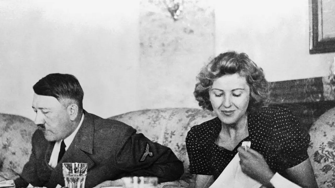 ಸೆಕ್ಸ್ಗೂ ಮುನ್ನ ಹಿಟ್ಲರ್ ಗೂಳಿ ವೃಷಣದಿಂದ ಮಾಡಿದ ಮಾತ್ರೆ ಸೇವಿಸ್ತಿದ್ದನಂತೆ! ಸೆಕ್ಸ್ಗೂ ಮುನ್ನ ಹಿಟ್ಲರ್ ಗೂಳಿ ವೃಷಣದಿಂದ ಮಾಡಿದ ಮಾತ್ರೆ ಸೇವಿಸ್ತಿದ್ದನಂತೆ!