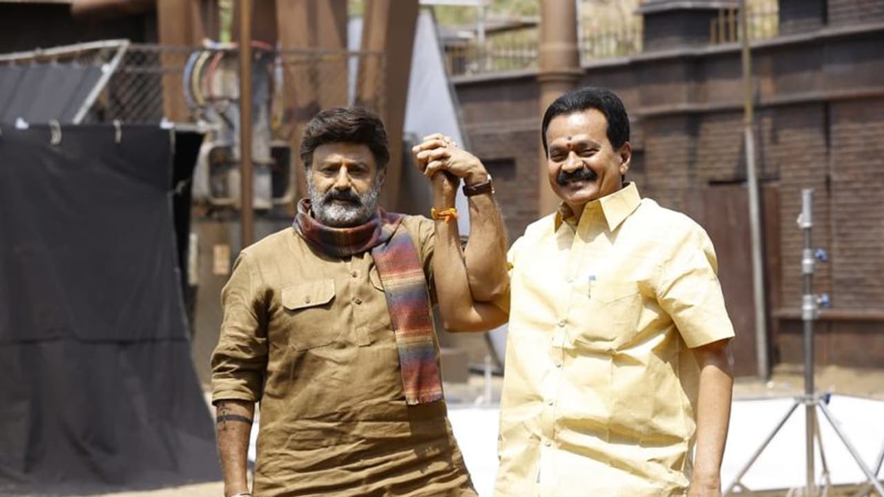 NBK 108 నుండి బాలయ్య లేటెస్ట్ లుక్ లీక్! NBK 108 నుండి బాలయ్య లేటెస్ట్ లుక్ లీక్!