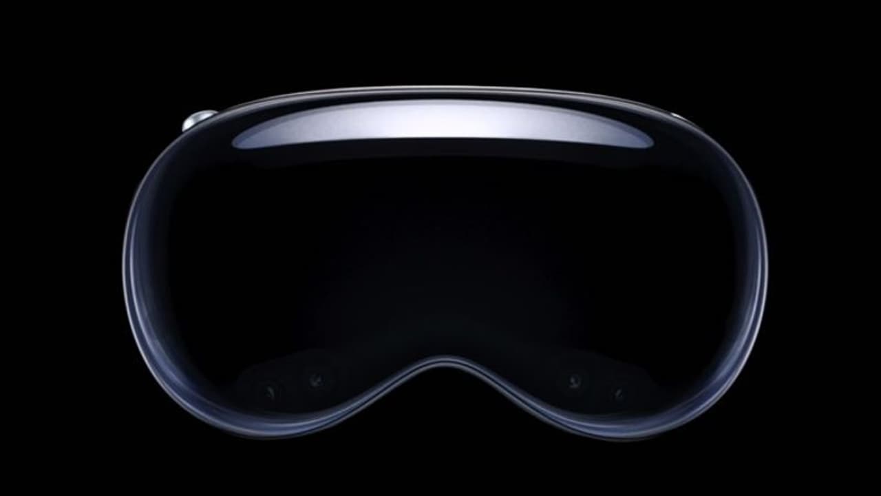 Apple Vision Pro: Here's why this gadget didn't impress us