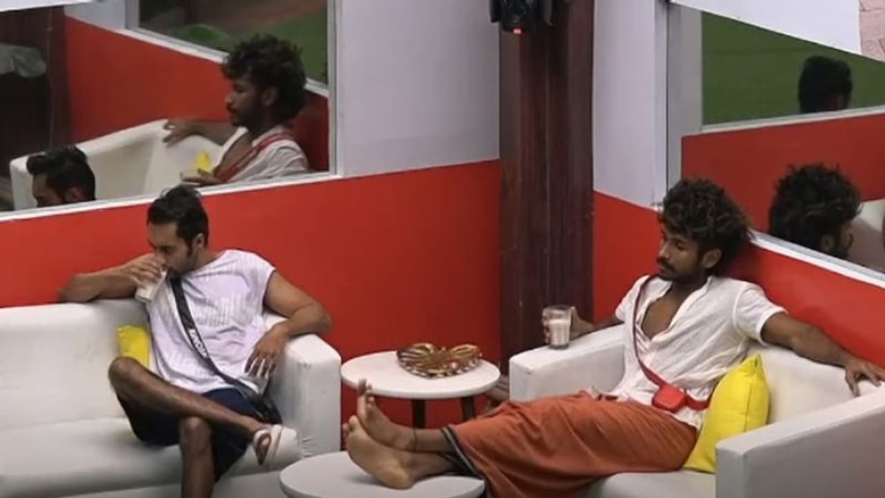 മൂലയ്ക്ക് പോയിരുന്ന്, കിടന്നുറങ്ങി പോകാനുള്ള ദിവസമല്ലിനി; കളിമാറ്റണമെന്ന് റിനോഷിനോട് മിഥുൻ മൂലയ്ക്ക് പോയിരുന്ന്, കിടന്നുറങ്ങി പോകാനുള്ള ദിവസമല്ലിനി; കളിമാറ്റണമെന്ന് റിനോഷിനോട് മിഥുൻ