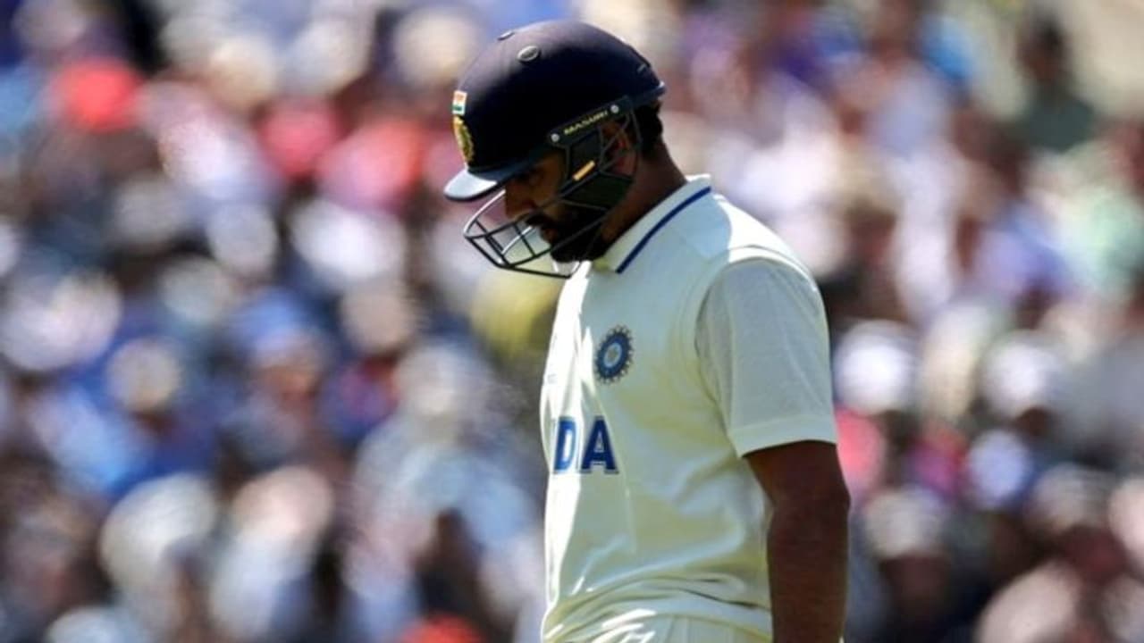 என்ன சோனமுத்தா போச்சா: டுவிட்டரில் தாறுமாறாக வைரலாகும் ”ஜோக்கர்” ரோகித் சர்மா மீம்ஸ்! என்ன சோனமுத்தா போச்சா: டுவிட்டரில் தாறுமாறாக வைரலாகும் ”ஜோக்கர்” ரோகித் சர்மா மீம்ஸ்!