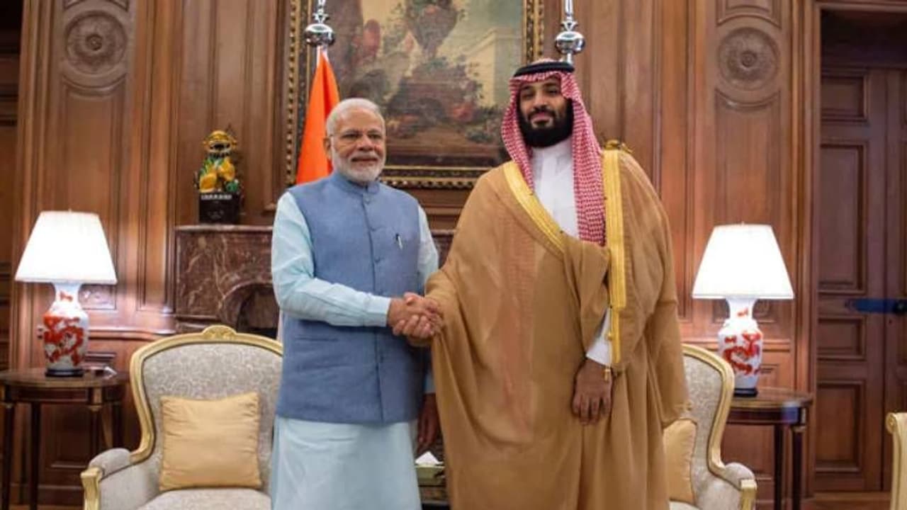 சவுதியின் பட்டத்து இளவரசருடன் தொலைபேசியில் உரையாடிய பிரதமர் மோடி.. உலகளாவிய பிரச்சினைகள் குறித்து ஆலோசனை சவுதியின் பட்டத்து இளவரசருடன் தொலைபேசியில் உரையாடிய பிரதமர் மோடி.. உலகளாவிய பிரச்சினைகள் குறித்து ஆலோசனை