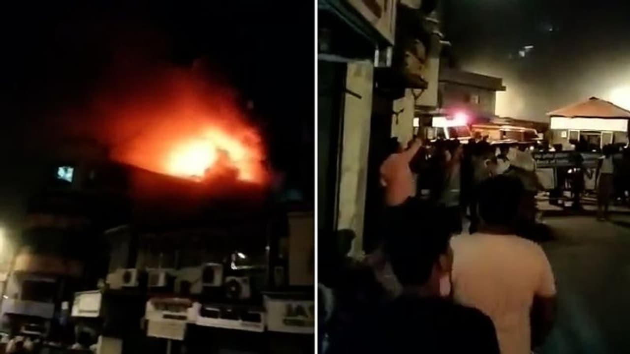 Massive fire engulfs Mumbai's Zaveri Bazar building; several trapped persons rescued safely: WATCH Massive fire engulfs Mumbai's Zaveri Bazar building; several trapped persons rescued safely: WATCH