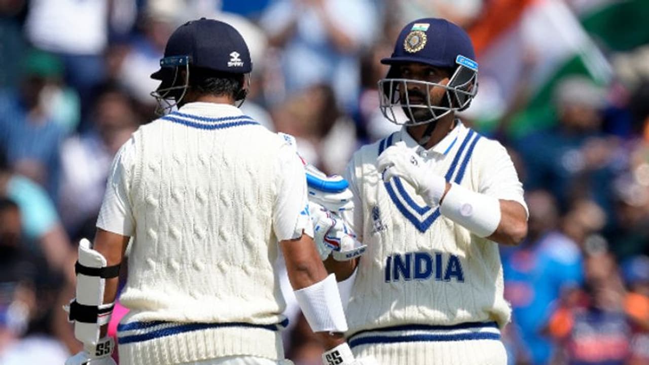 വൈസ് ക്യാപ്റ്റനാക്കിയതിന് പിന്നാലെ വീണ്ടും സ്ഥാനം തുലാസില്, രണ്ടാം ടെസ്റ്റ് രഹാനെക്ക് നിര്ണായകം വൈസ് ക്യാപ്റ്റനാക്കിയതിന് പിന്നാലെ വീണ്ടും സ്ഥാനം തുലാസില്, രണ്ടാം ടെസ്റ്റ് രഹാനെക്ക് നിര്ണായകം