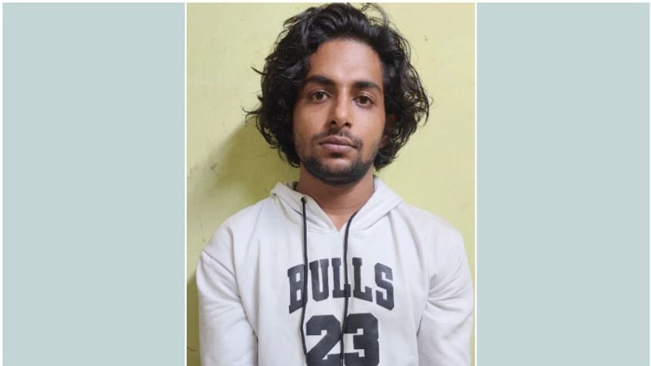 ഹോട്ട്സ്പോട്ടുകളിൽ രാത്രിയിൽ മിന്നൽ റെയ്ഡ്; ശിവം കോലി ഒട്ടും പ്രതീക്ഷിച്ചില്ല, എംഡിഎംഎയുമായി അറസ്റ്റിൽ ഹോട്ട്സ്പോട്ടുകളിൽ രാത്രിയിൽ മിന്നൽ റെയ്ഡ്; ശിവം കോലി ഒട്ടും പ്രതീക്ഷിച്ചില്ല, എംഡിഎംഎയുമായി അറസ്റ്റിൽ