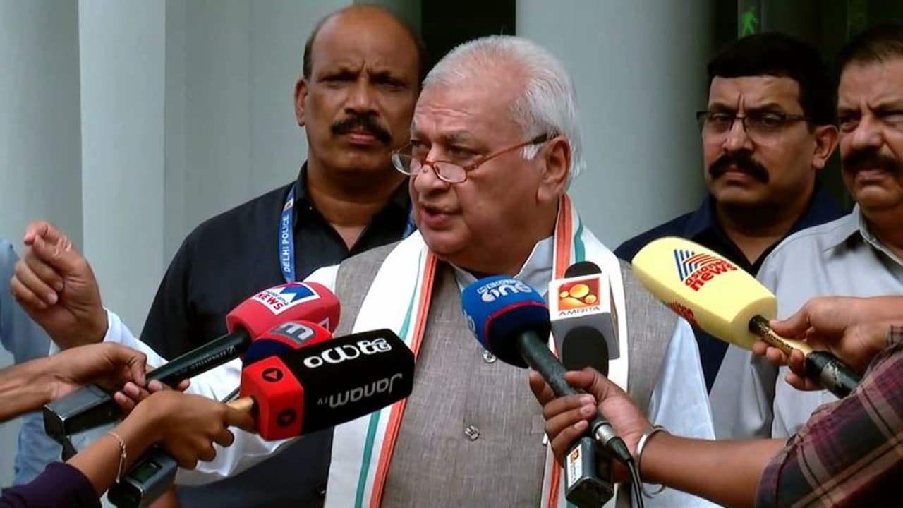 'ഗവർണർ പങ്കെടുത്ത സെമിനാറിൽ വിട്ടു നിന്നു'; കാലിക്കറ്റ് സര്‍വകലാശാല വിസിയോട് വിശദീകരണം തേടാൻ രാജ്‌ഭവൻ