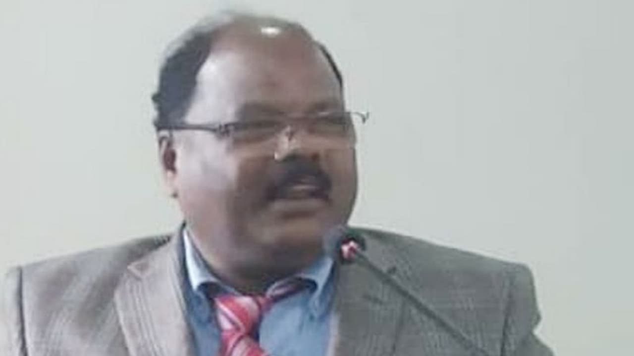 ಚಾಮರಾಜನಗರ: ಲಂಚ ಸ್ವೀಕಾರ, ಪಿಡಬ್ಲ್ಯೂಡಿ ಎಎಎ, ಎಇ ಲೋಕಾಯುಕ್ತ ಬಲೆಗೆ ಚಾಮರಾಜನಗರ: ಲಂಚ ಸ್ವೀಕಾರ, ಪಿಡಬ್ಲ್ಯೂಡಿ ಎಎಎ, ಎಇ ಲೋಕಾಯುಕ್ತ ಬಲೆಗೆ