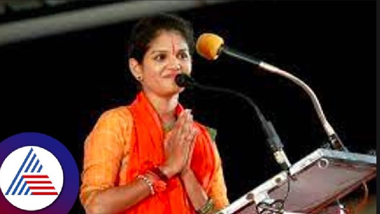 ಪ್ರತಿಯೊಬ್ಬರೂ ರಾಷ್ಟ್ರೀಯತೆ ಅಳವಡಿಸಿಕೊಳ್ಳಿ ಚೈತ್ರಾ ಕುಂದಾಪುರ ಪ್ರತಿಯೊಬ್ಬರೂ ರಾಷ್ಟ್ರೀಯತೆ ಅಳವಡಿಸಿಕೊಳ್ಳಿ ಚೈತ್ರಾ ಕುಂದಾಪುರ