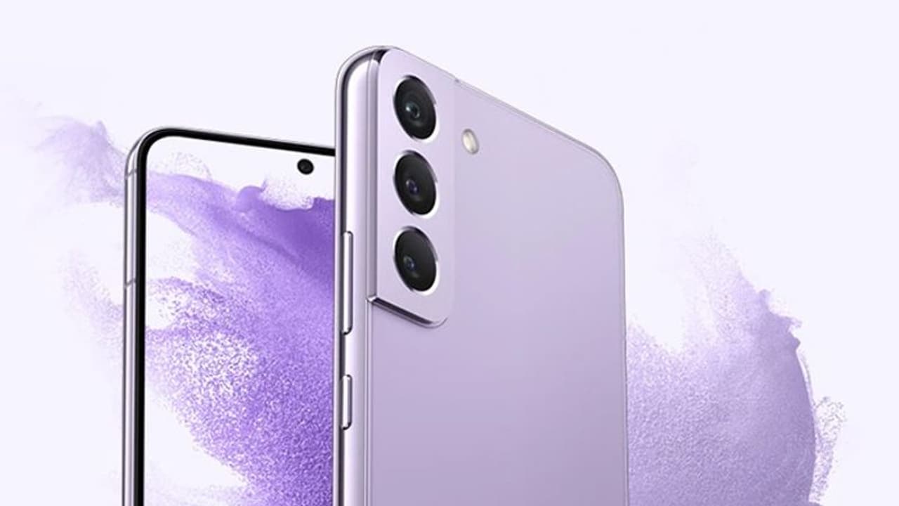 Samsung Galaxy S22 price slashed! You can buy it under Rs 55,000; Check out the deal