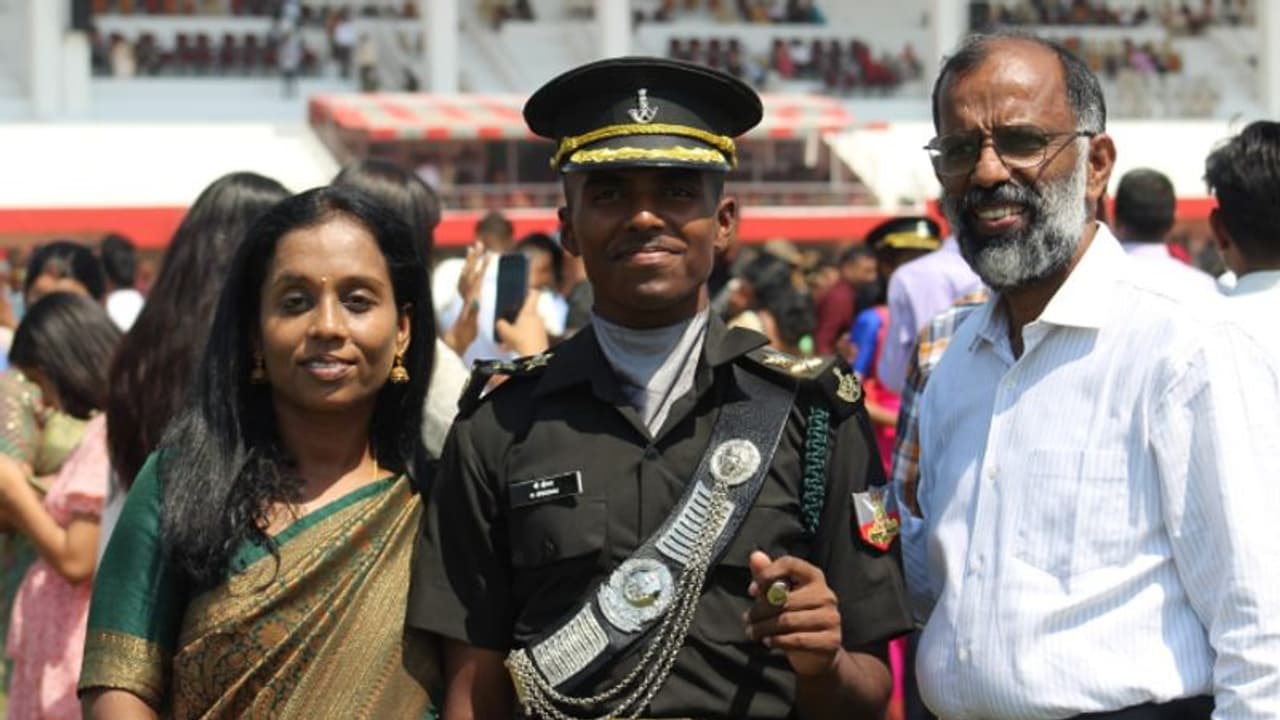 ഇന്ത്യൻ ആർമി സ്വപ്നം കാണുന്നവർക്ക് ഈ തൃശൂരുകാരൻ പ്രചോദനം, അഭിമാന നേട്ടവുമായി ശ്രീറാം!