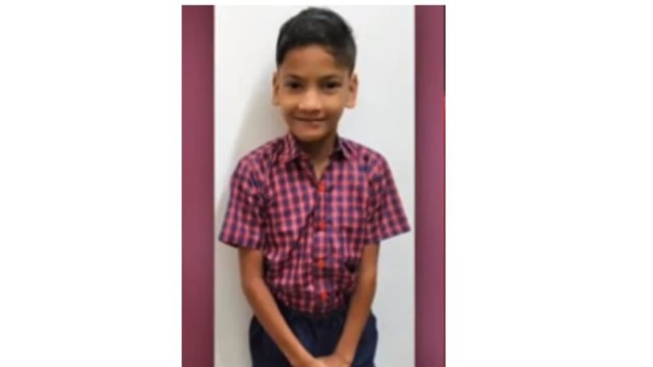 சிறுவனை கடித்துக் குதறிய தெரு நாய்கள்! பேச்சுத்திறன் குறைபாடு கொண்ட சிறுவன் பரிதாப பலி! சிறுவனை கடித்துக் குதறிய தெரு நாய்கள்! பேச்சுத்திறன் குறைபாடு கொண்ட சிறுவன் பரிதாப பலி!