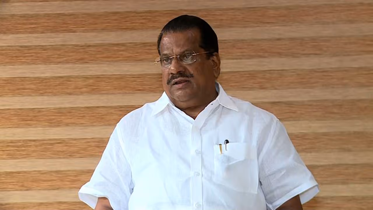 അഖിലക്കെതിരായ കേസ്: 'പൊലീസിന്റേത് സ്വാഭാവിക നടപടി'; ന്യായീകരിച്ച് ഇപി ജയരാജൻ