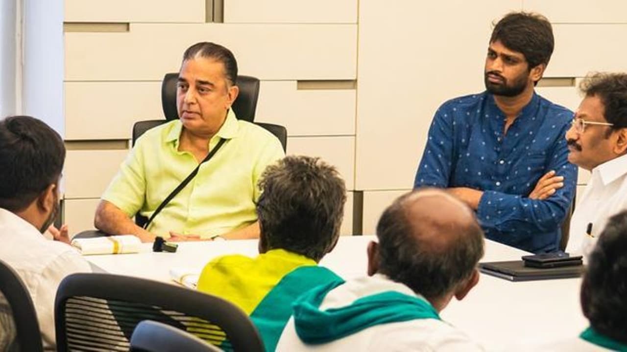 എച്ച് വിനോദ് ചിത്രത്തില് കമല് ഹാസന് കര്ഷകനായി എത്തും; സൂചന ഇങ്ങനെ.! എച്ച് വിനോദ് ചിത്രത്തില് കമല് ഹാസന് കര്ഷകനായി എത്തും; സൂചന ഇങ്ങനെ.!