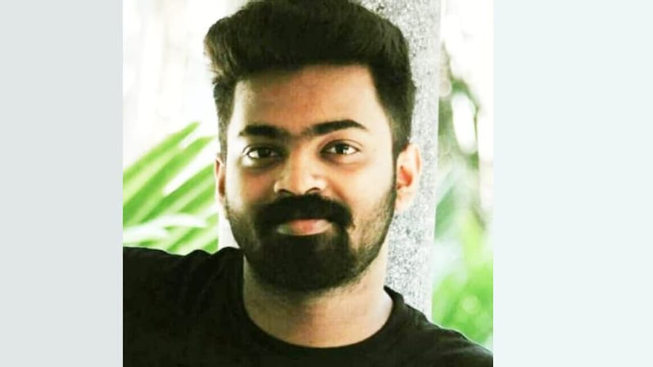 എലത്തൂരിൽ ട്രെയിൻ തട്ടി യുവാവ് മരിച്ചു