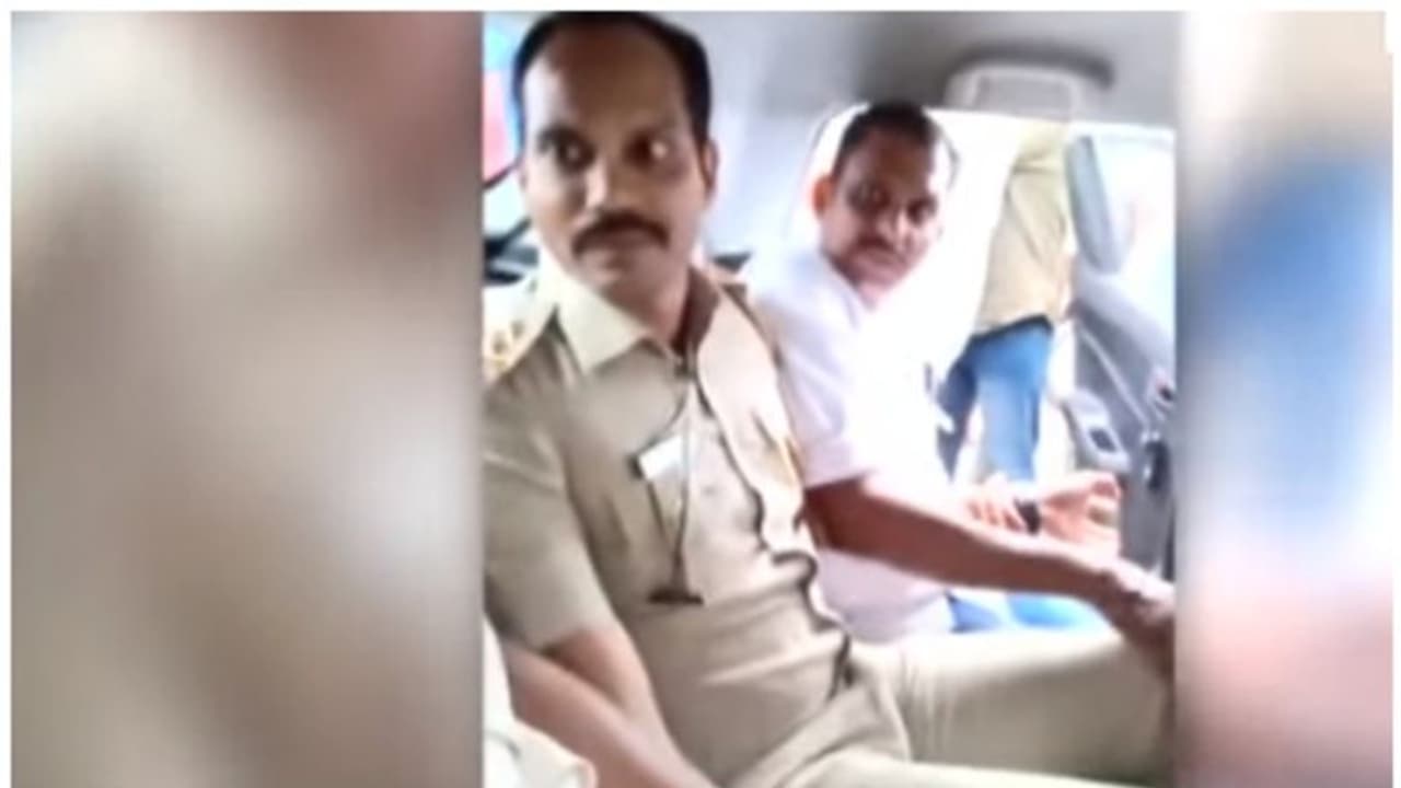 കൈക്കൂലി കേസിൽ എഎംവിയെ പിടികൂടിയ സംഭവം; പണം ഓഫീസിലെ മറ്റുള്ളവർക്ക് കൂടി വീതിക്കാനുള്ളതെന്ന് മൊഴി