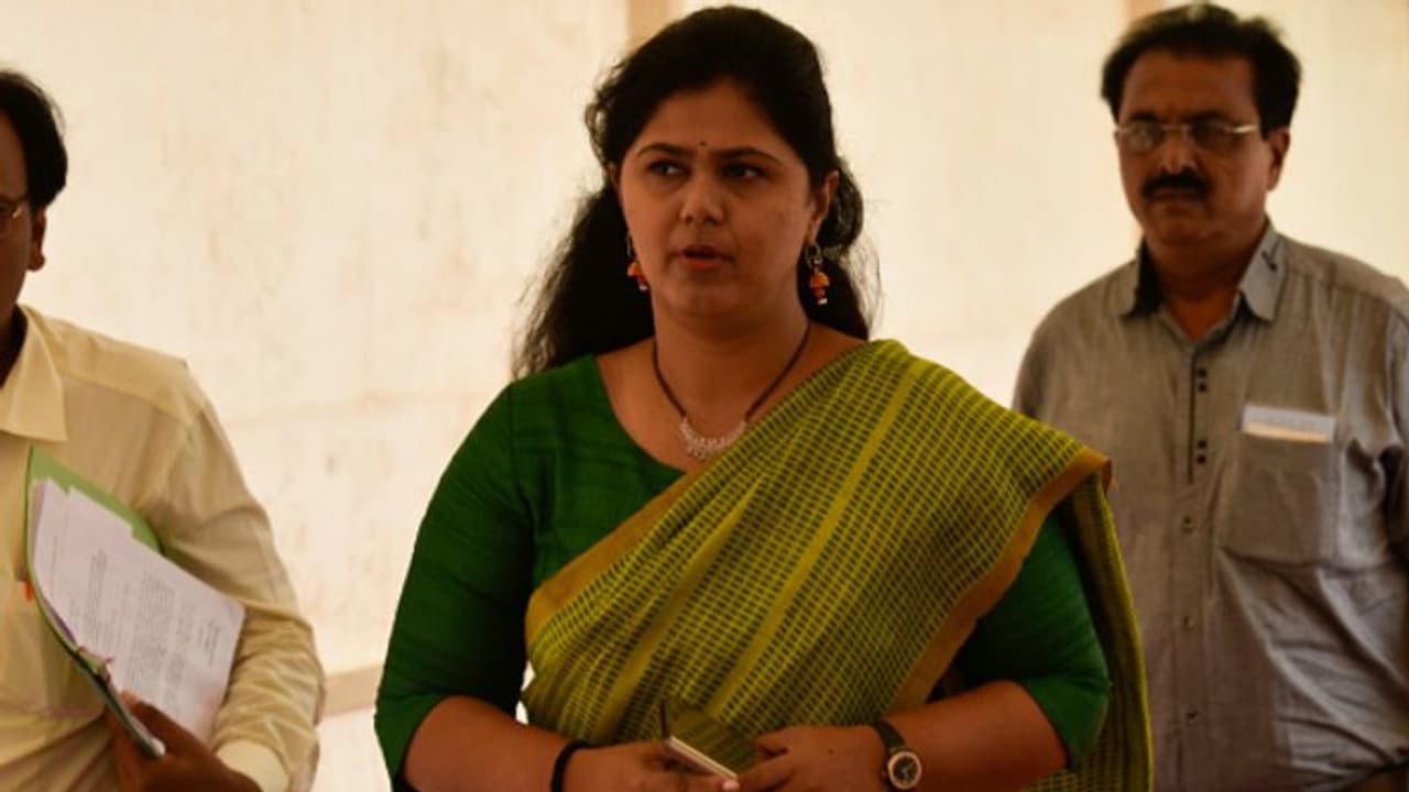  പ്രണയത്തിന് അതിരുകള്‍ ഇല്ല, പ്രണയത്തിന് വേണ്ടി ഒന്നായവരെ ബഹുമാനിക്കണമെന്ന് പങ്കജ മുണ്ടേ