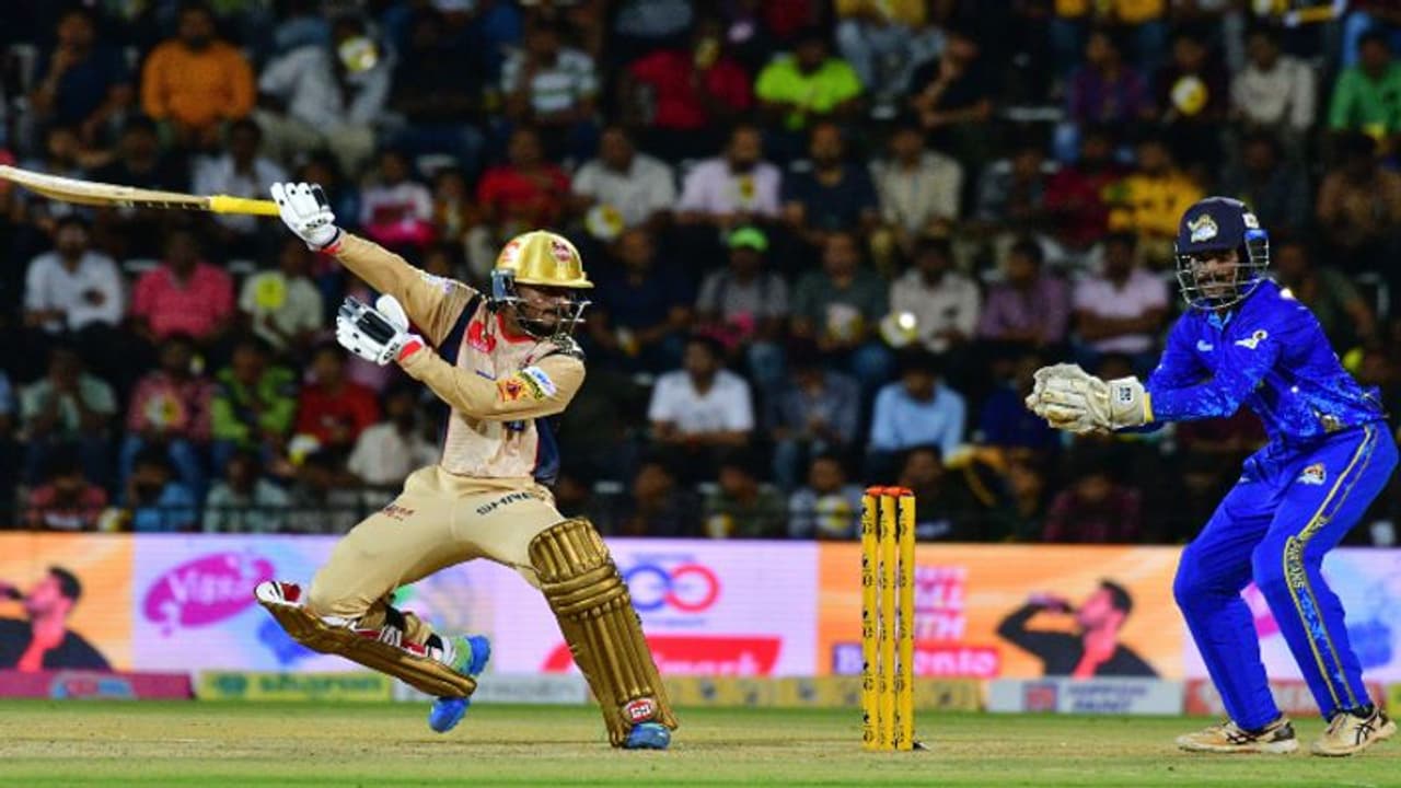 சுத்தி சுத்தி அடிச்ச பிரதோஷ் ஃபால்; டிஎன்பிஎல் தொடரில் 2ஆவது அதிகபட்ச ஸ்கோரை பதிவு செய்த சேப்பாக்கம்! சுத்தி சுத்தி அடிச்ச பிரதோஷ் ஃபால்; டிஎன்பிஎல் தொடரில் 2ஆவது அதிகபட்ச ஸ்கோரை பதிவு செய்த சேப்பாக்கம்!