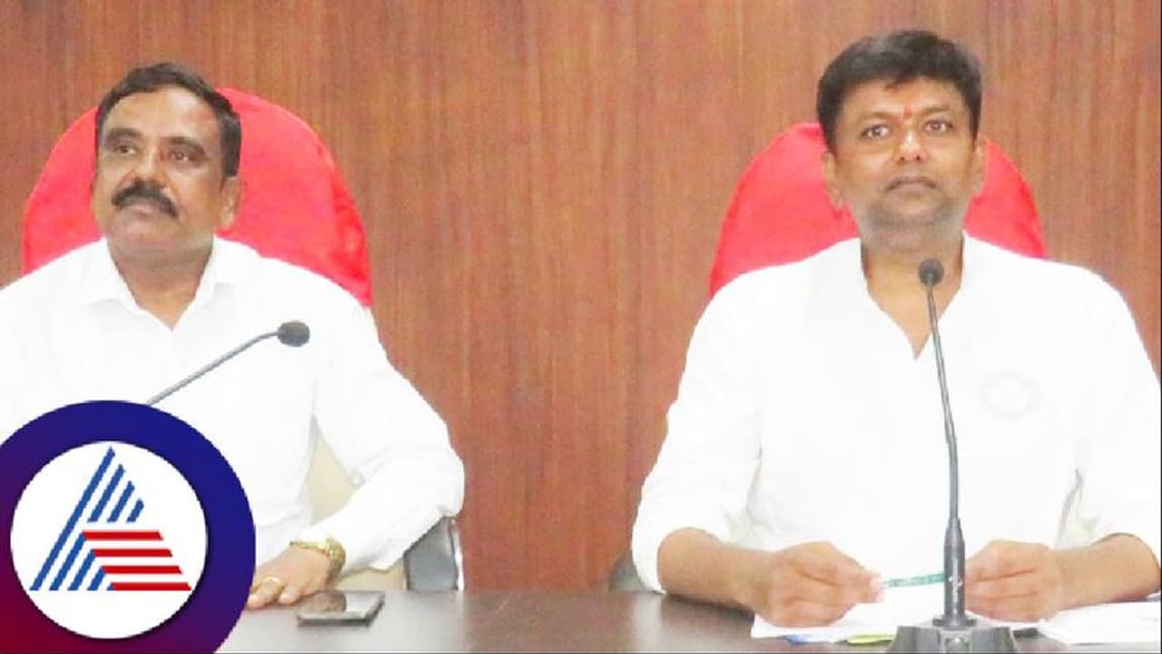 ಕಾಮಗಾರಿ ಪರಿಶೀಲಿಸುವ ತನಕ ಹಣ ಪಾವತಿಸುವಂತಿಲ್ಲ: ಶಾಸಕ ವೀರೇಂದ್ರ ಪಪ್ಪಿ ಸೂಚನೆ ಕಾಮಗಾರಿ ಪರಿಶೀಲಿಸುವ ತನಕ ಹಣ ಪಾವತಿಸುವಂತಿಲ್ಲ: ಶಾಸಕ ವೀರೇಂದ್ರ ಪಪ್ಪಿ ಸೂಚನೆ