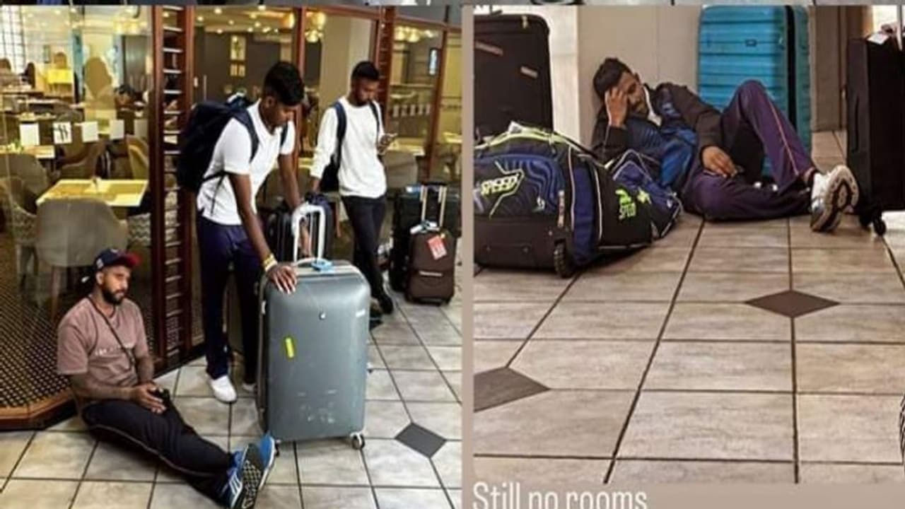 ரூம் கிடைக்காமல் 3 மணி நேரமாக காத்திருந்த இலங்கை வீரர்கள்!