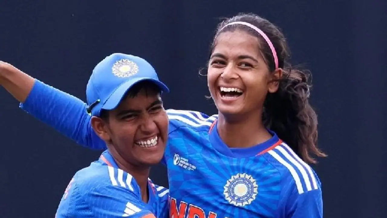 2 ರನ್‌ಗೆ 5 ಬಲಿ ಪಡೆದ ಶ್ರೇಯಾಂಕ ಪಾಟೀಲ್‌; ಭಾರತಕ್ಕೆ ಗೆಲುವು ತಂದಿತ್ತ ಕನ್ನಡತಿ..!