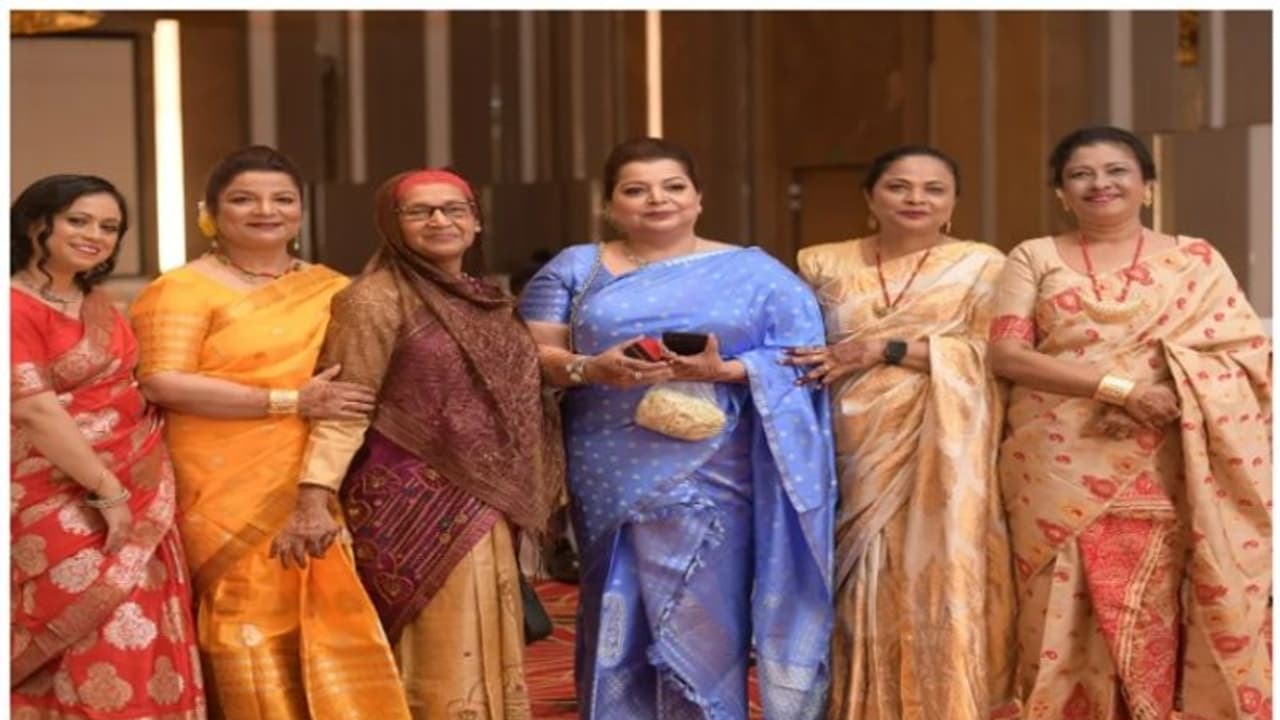 అస్సామీ ముస్లింల ప్రత్యేక అస్తిత్వం, భిన్న సంస్కృతి.. హిందు, ముస్లిం తేడా లేదు..! అస్సామీ ముస్లింల ప్రత్యేక అస్తిత్వం, భిన్న సంస్కృతి.. హిందు, ముస్లిం తేడా లేదు..!