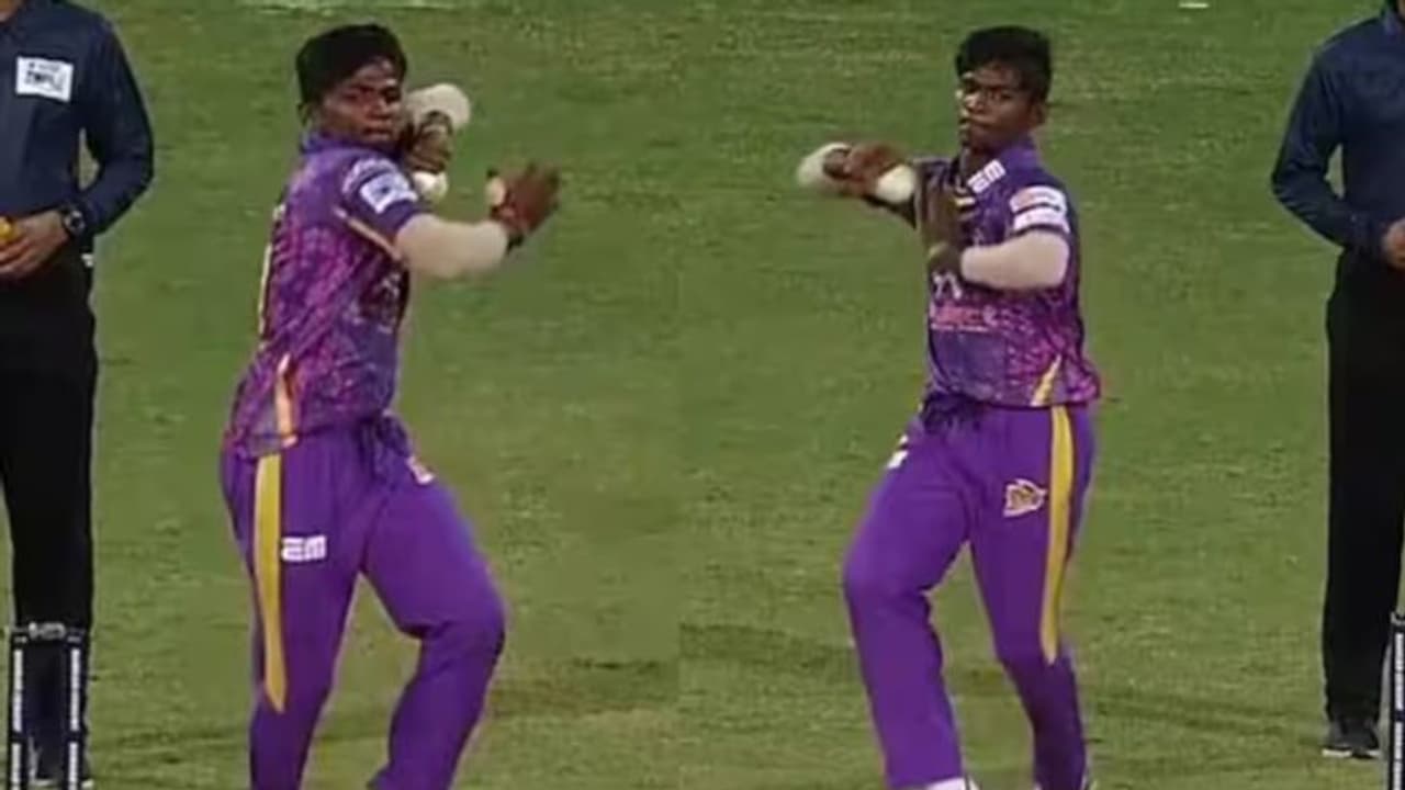 ரைட் ஹேண்ட் பேட்ஸ்மேனுக்கு, லெஃப் ஹேண்ட், லெஃப் ஹேண்ட் பேட்ஸ்மேனுக்கு ரைட் ஹேண்டில் பந்து வீசிய மோகித் ஹரிஹரன் ரைட் ஹேண்ட் பேட்ஸ்மேனுக்கு, லெஃப் ஹேண்ட், லெஃப் ஹேண்ட் பேட்ஸ்மேனுக்கு ரைட் ஹேண்டில் பந்து வீசிய மோகித் ஹரிஹரன்