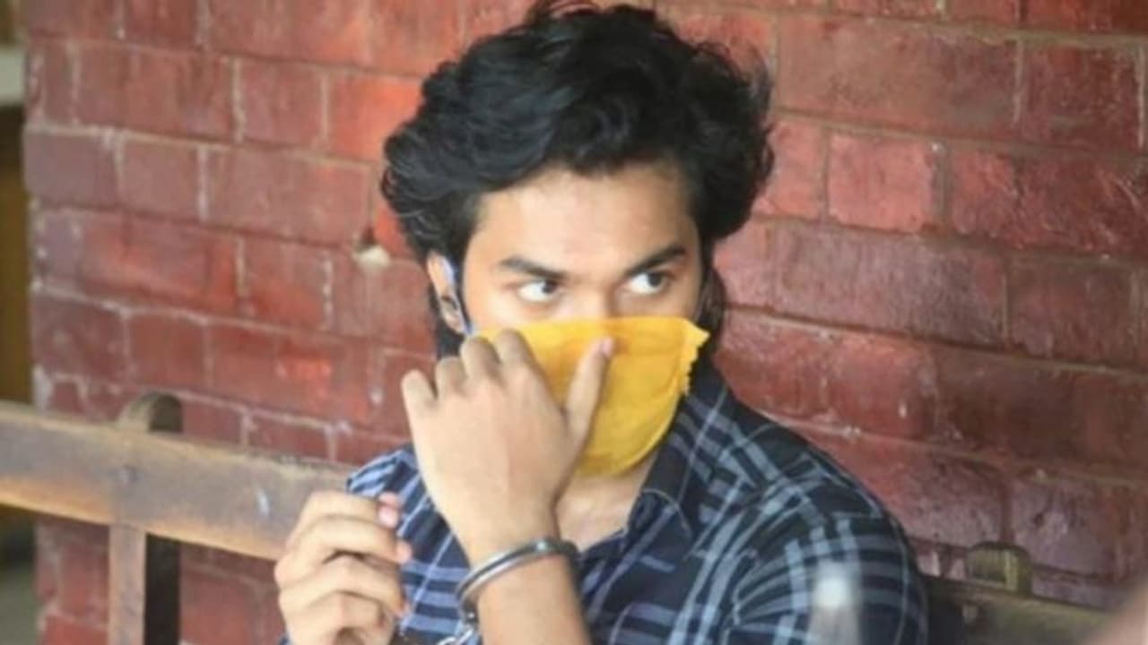 பெண்களை ஆபாசமாக படம் எடுத்து பணம் சம்பாதித்த விவகாரம்; காசிக்கு ஆயுள் தண்டனை