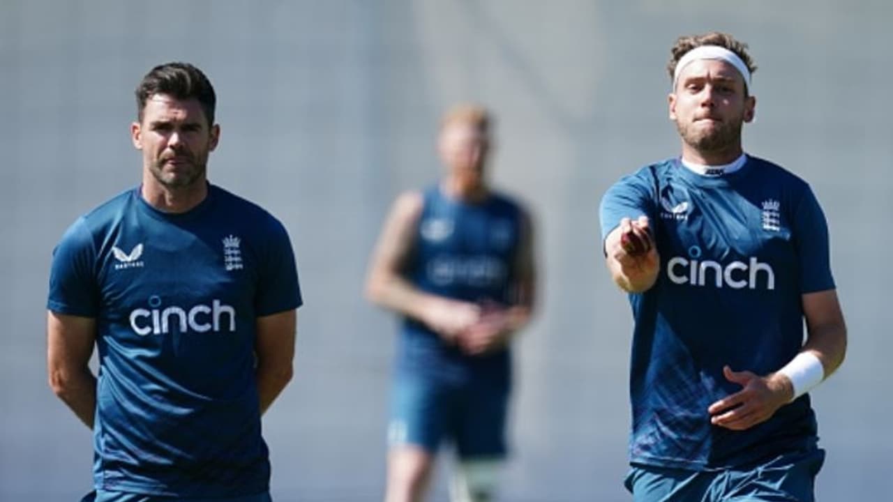 ആഷസ്: ഓസീസിന് ഒരു മുഴം മുമ്പെ എറിഞ്ഞ് ഇംഗ്ലണ്ട്, ആദ്യ ടെസ്റ്റിനുള്ള പ്ലേയിംഗ് ഇലവനെ പ്രഖ്യാപിച്ചു ആഷസ്: ഓസീസിന് ഒരു മുഴം മുമ്പെ എറിഞ്ഞ് ഇംഗ്ലണ്ട്, ആദ്യ ടെസ്റ്റിനുള്ള പ്ലേയിംഗ് ഇലവനെ പ്രഖ്യാപിച്ചു