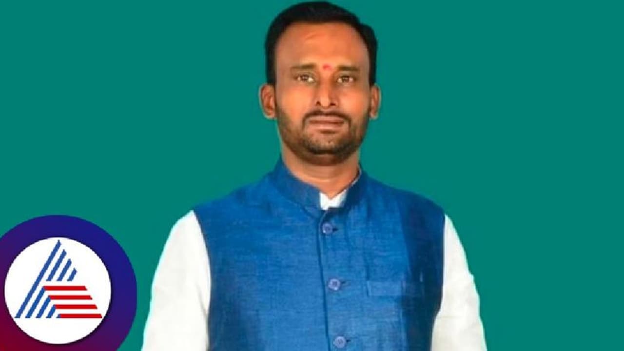 ಅಪ್ಪ ಮಕ್ಕಳದ್ದು ಭ್ರಷ್ಟಾಚಾರ ಬಿಟ್ಟರೆ ಬೇರೇನೂ ಉದ್ಯೋಗ ಇಲ್ಲ : ಎಚ್ಡಿಕೆ ವಿರುದ್ಧ ಕಾಶೆಪ್ಪನವರ ಕಿಡಿ ಅಪ್ಪ ಮಕ್ಕಳದ್ದು ಭ್ರಷ್ಟಾಚಾರ ಬಿಟ್ಟರೆ ಬೇರೇನೂ ಉದ್ಯೋಗ ಇಲ್ಲ : ಎಚ್ಡಿಕೆ ವಿರುದ್ಧ ಕಾಶೆಪ್ಪನವರ ಕಿಡಿ