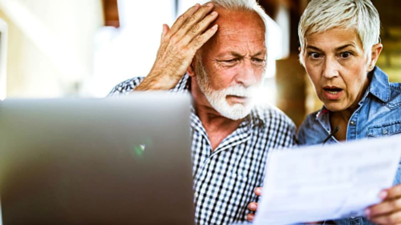 വിരമിക്കൽ കാലത്തേക്ക് മാസവരുമാനം ഉറപ്പാക്കാം; നാല് ജനപ്രിയ നിക്ഷേപപദ്ധതികളിതാ വിരമിക്കൽ കാലത്തേക്ക് മാസവരുമാനം ഉറപ്പാക്കാം; നാല് ജനപ്രിയ നിക്ഷേപപദ്ധതികളിതാ