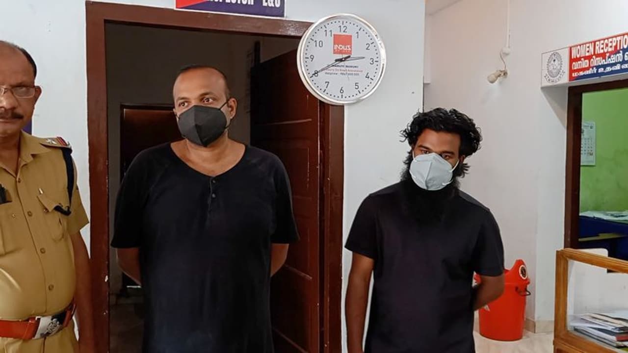 ഫേസ്ബുക്കിൽ പരിചയപ്പെട്ട ഹരിയാന സ്വദേശിനിയെ പീഡിപ്പിച്ചു, നഗ്ന ദൃശ്യംകാണിച്ച് പണവും സ്വർണവും തട്ടി, അറസ്റ്റ്