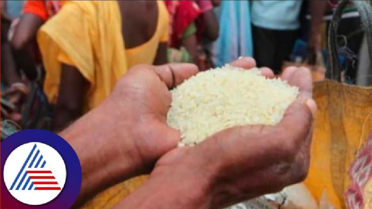 ಮೋದಿ ಅಕ್ಕಿ ಕೊಡದಿದ್ರೇನು? ನೀವೇ ಜೋಳ ರಾಗಿ ಕೊಡಿ: ರೈತ ಸಂಘ ಆಗ್ರಹ ಮೋದಿ ಅಕ್ಕಿ ಕೊಡದಿದ್ರೇನು? ನೀವೇ ಜೋಳ ರಾಗಿ ಕೊಡಿ: ರೈತ ಸಂಘ ಆಗ್ರಹ