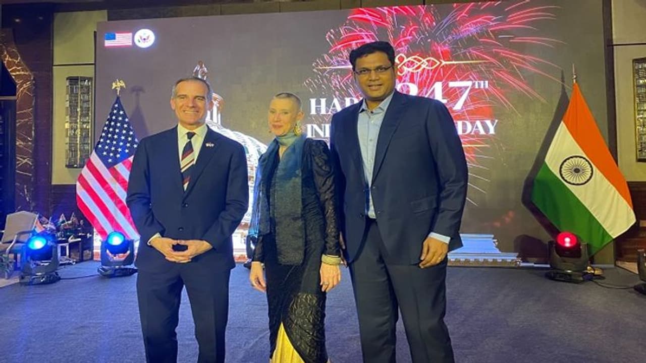 ಪ್ರಮುಖ ವಲಯಗಳಲ್ಲಿ ಅಮೇರಿಕ ಭಾರತ ಬಲಗೊಳ್ಳುತ್ತಿವೆ: ಯುಎಸ್ ರಾಯಭಾರಿ ಎರಿಕ್ ಗಾರ್ಸೆಟ್ಟಿ ಪ್ರಮುಖ ವಲಯಗಳಲ್ಲಿ ಅಮೇರಿಕ ಭಾರತ ಬಲಗೊಳ್ಳುತ್ತಿವೆ: ಯುಎಸ್ ರಾಯಭಾರಿ ಎರಿಕ್ ಗಾರ್ಸೆಟ್ಟಿ